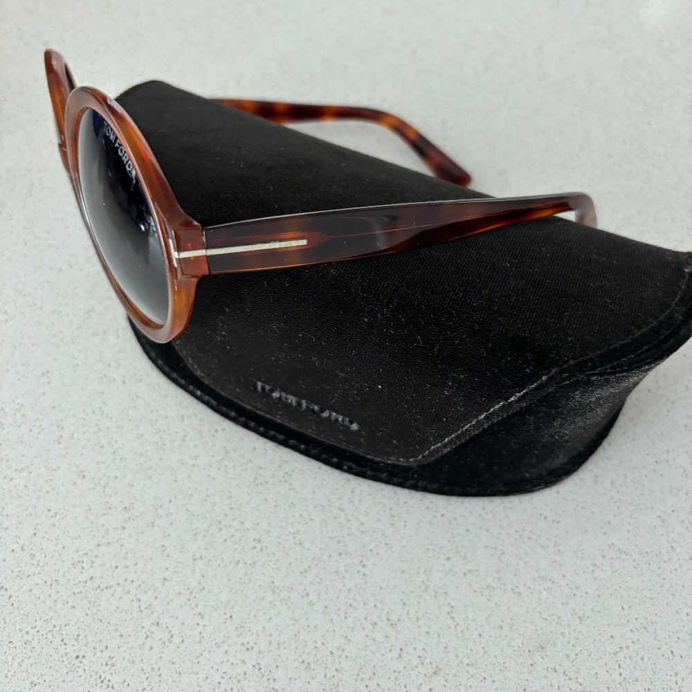 Tom Ford Sunglasses - Picture 7 of 7
